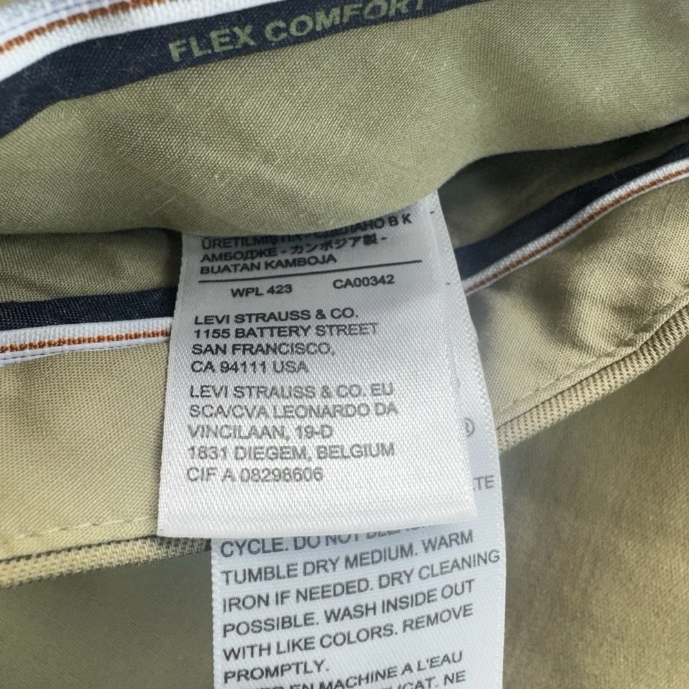 Dockers Men's Comfort Khaki Flex Comfort Pants Relaxed Flat Front 34 X 32